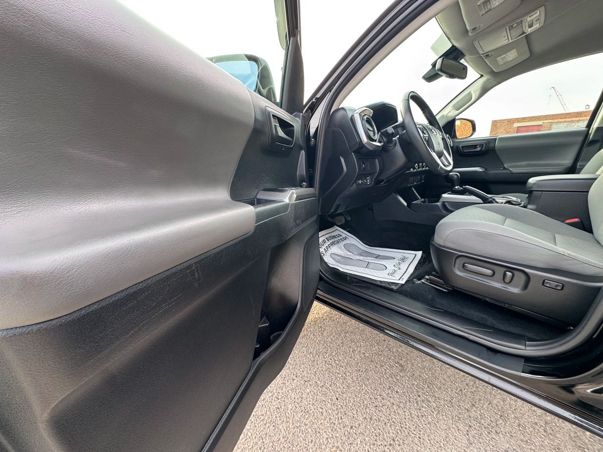 2023 Toyota Tacoma - Image 14