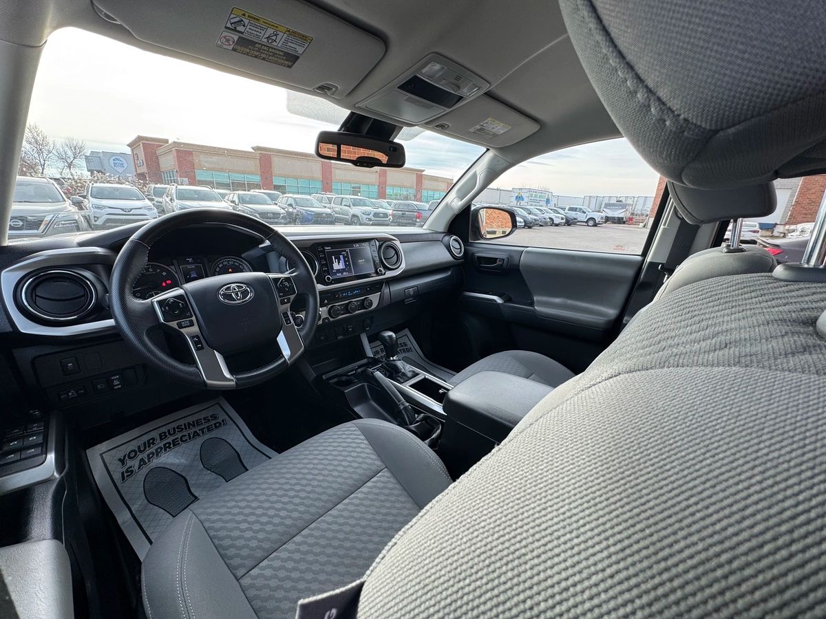 2023 Toyota Tacoma - Image 18