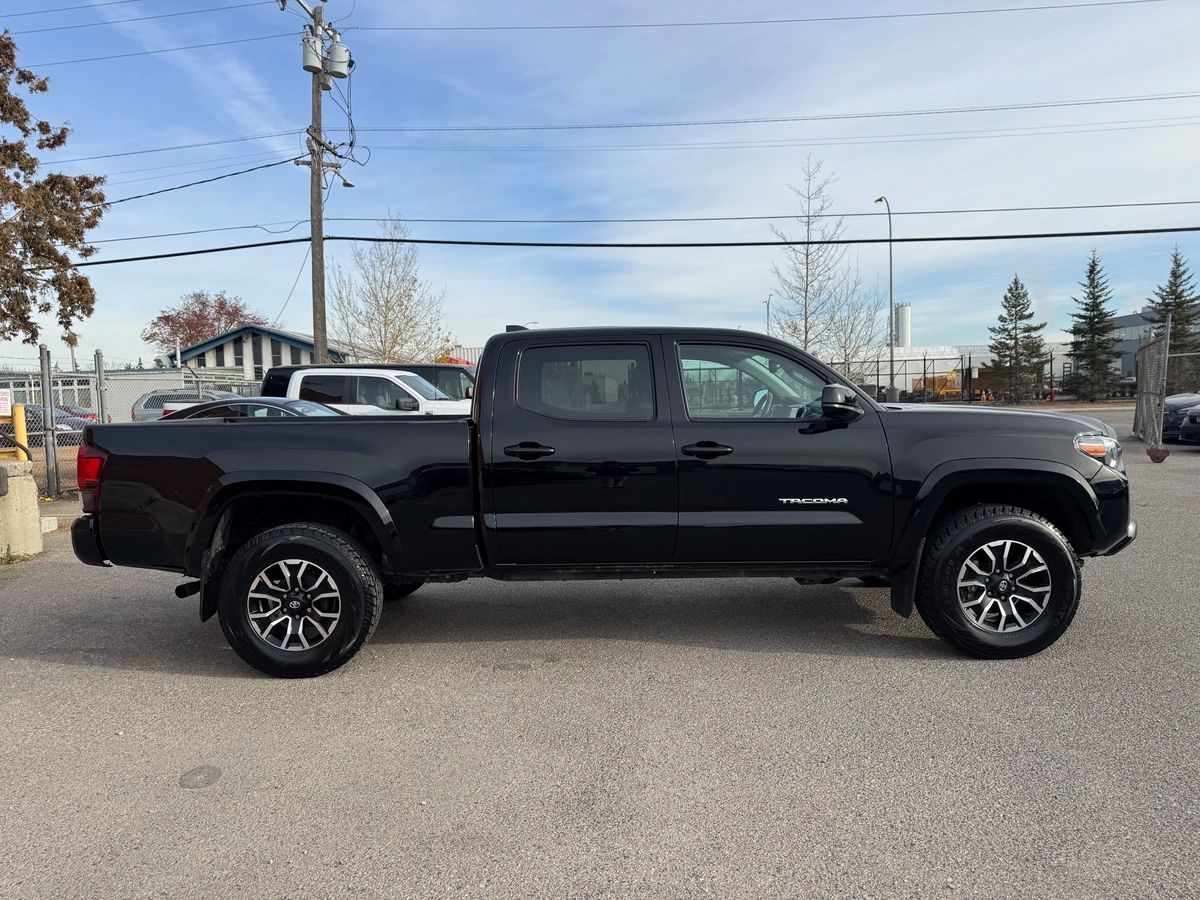 2023 Toyota Tacoma - Image 4