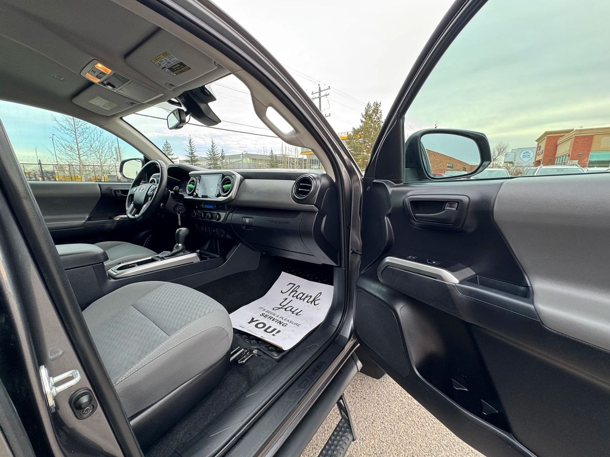 2021 Toyota Tacoma - Image 20