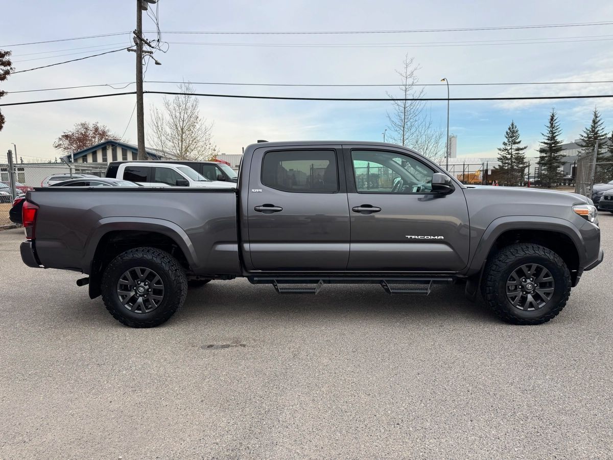 2021 Toyota Tacoma - Image 4