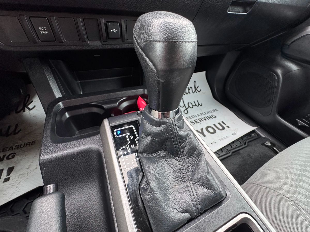 2021 Toyota Tacoma - Image 25