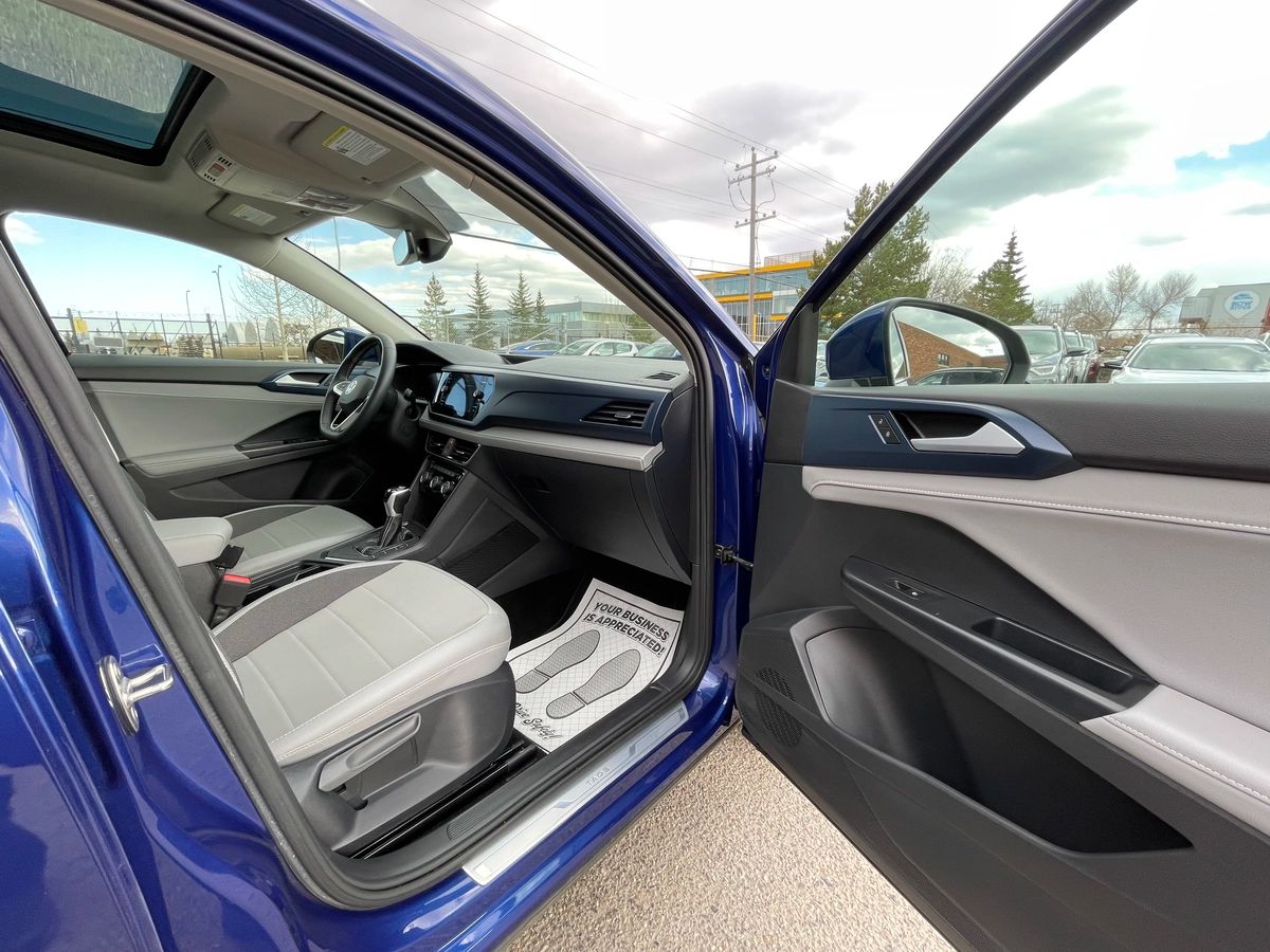 2024 Volkswagen Taos - Image 23