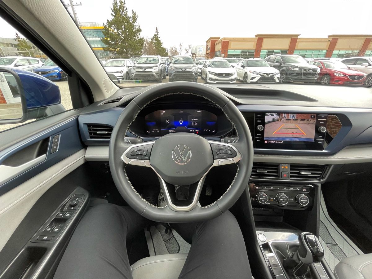 2024 Volkswagen Taos - Image 10