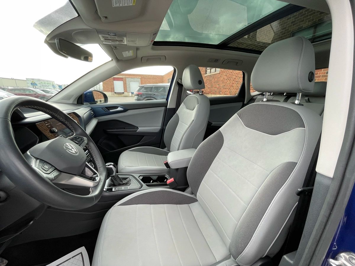 2024 Volkswagen Taos - Image 14