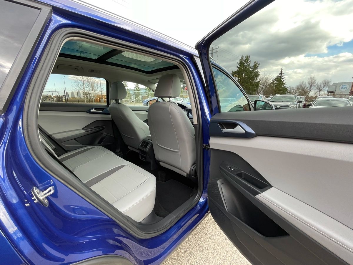 2024 Volkswagen Taos - Image 20