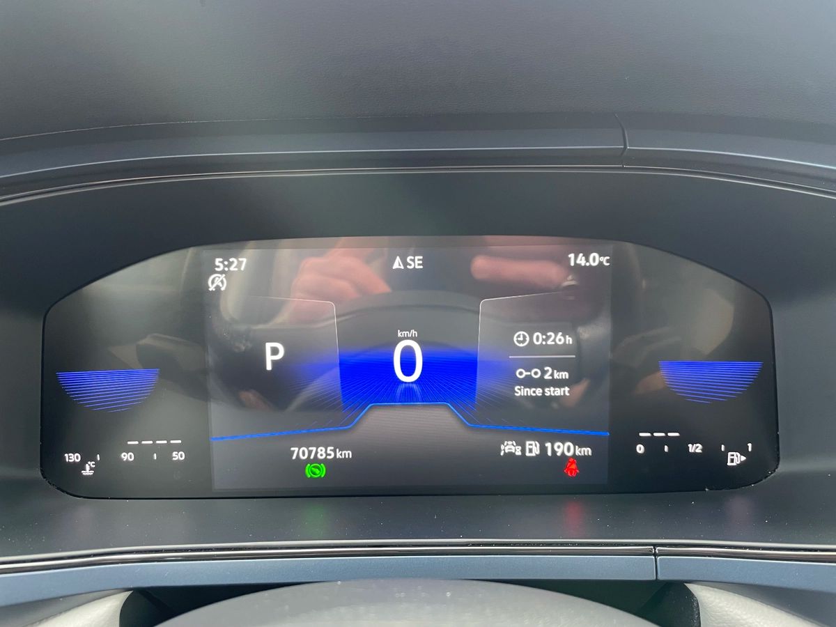 2024 Volkswagen Taos - Image 28