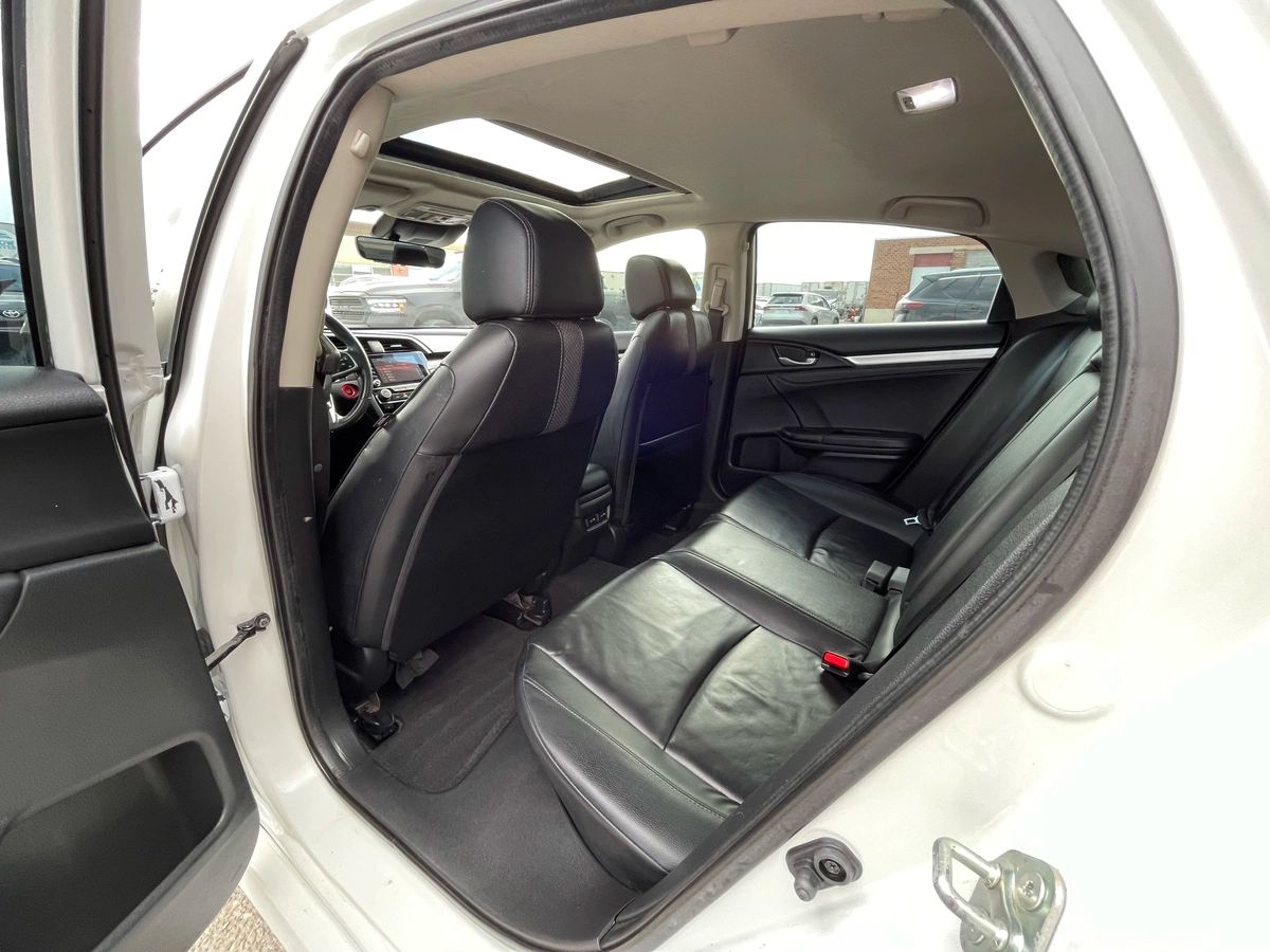 2020 Honda Civic Sedan - Image 15