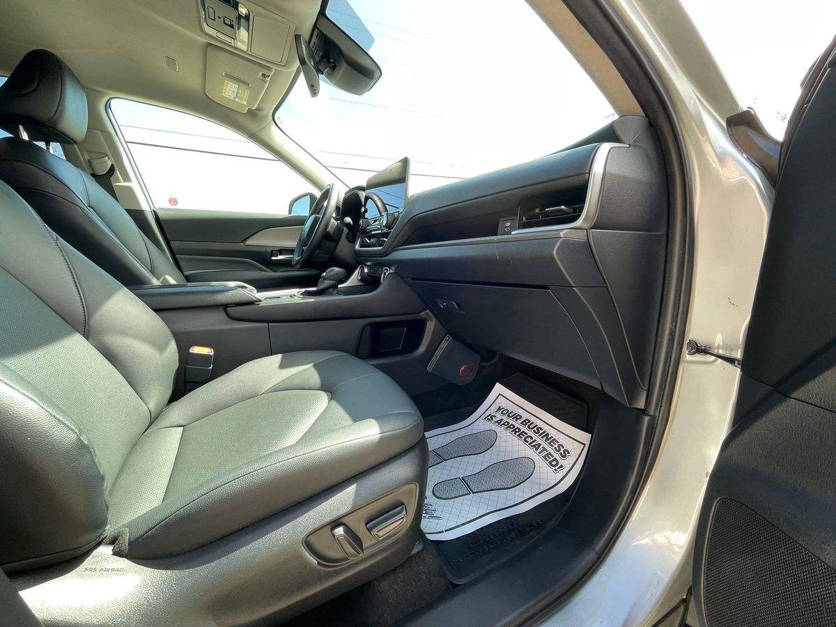 2024 Toyota Grand Highlander Hybrid - Image 22