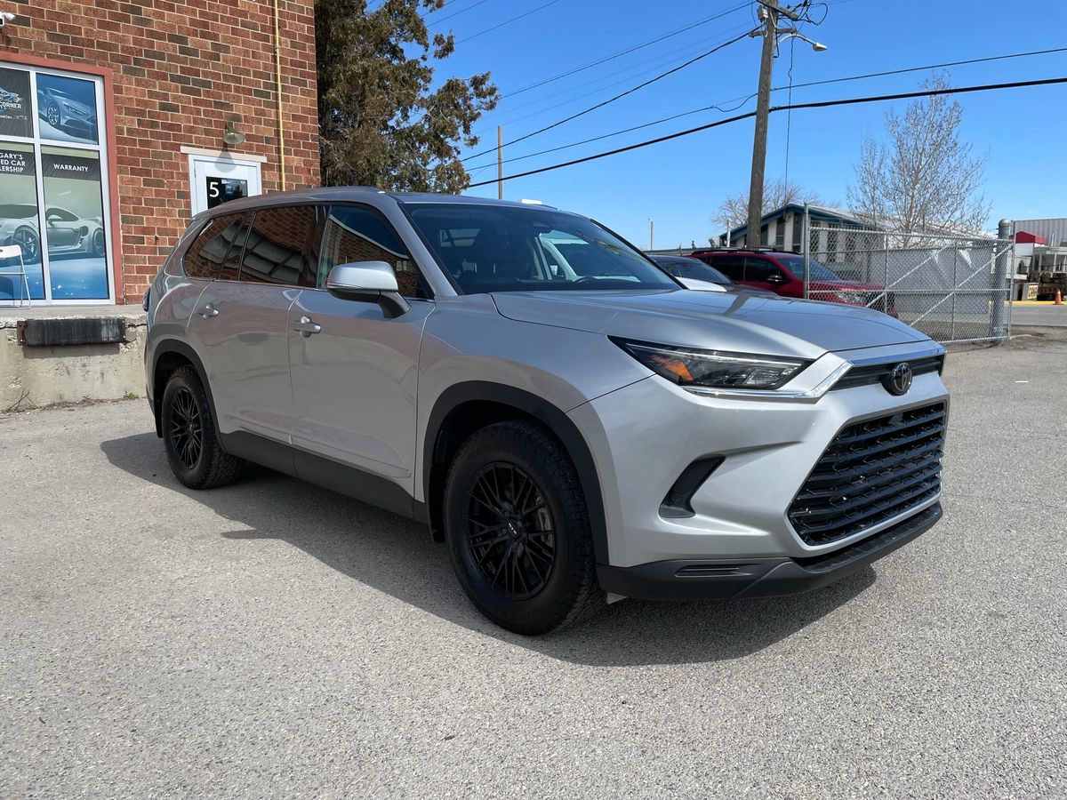 2024 Toyota Grand Highlander Hybrid - Image 9