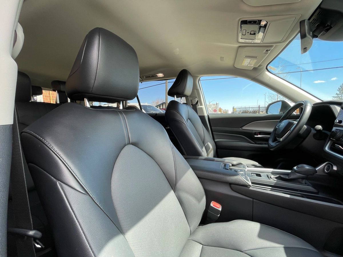 2024 Toyota Grand Highlander Hybrid - Image 24