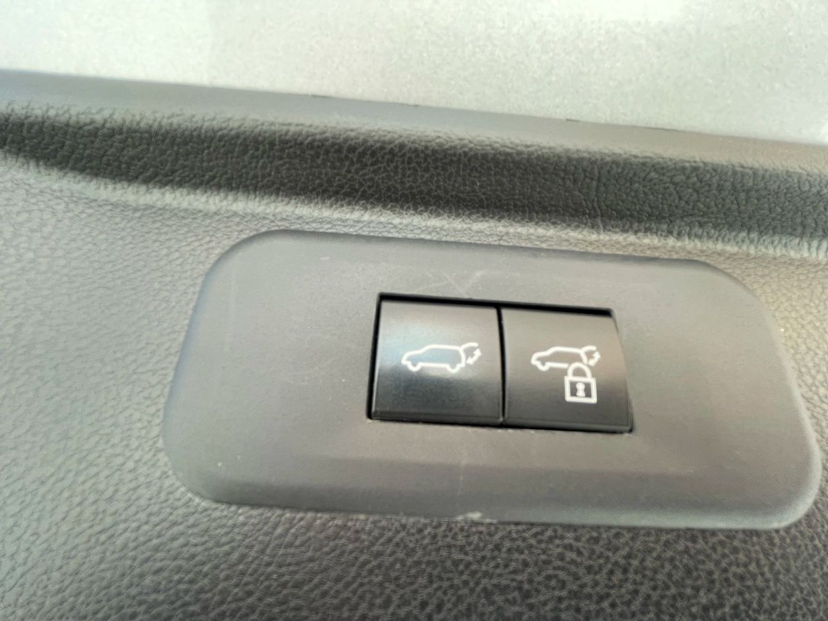 2024 Toyota Grand Highlander Hybrid - Image 19