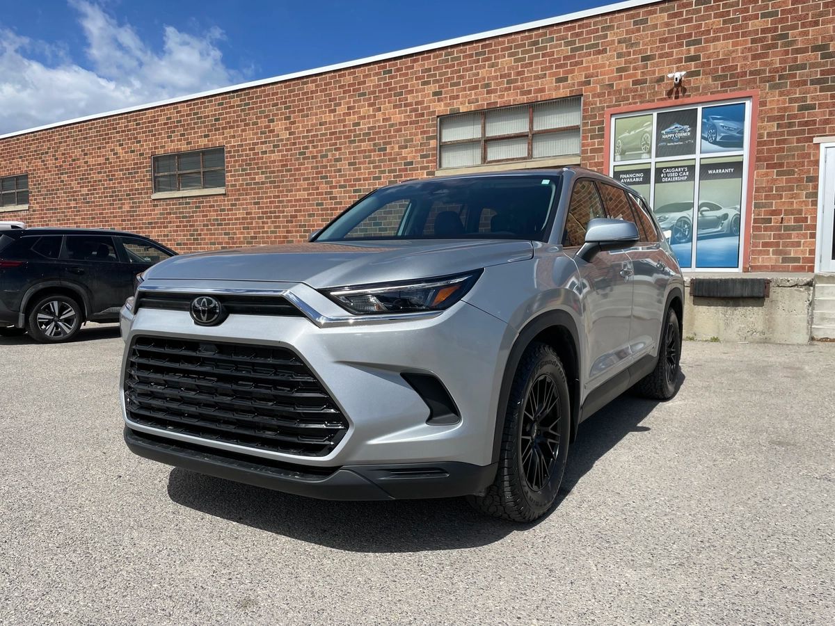 2024 Toyota Grand Highlander Hybrid - Image 1