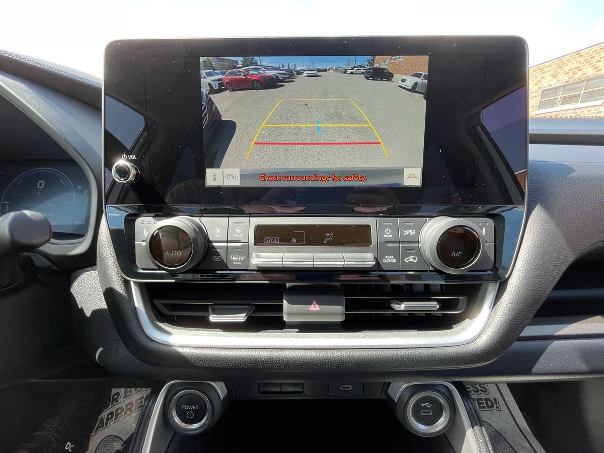 2024 Toyota Grand Highlander Hybrid - Image 29