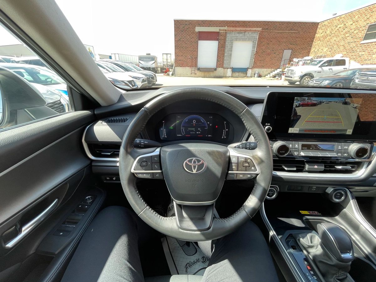 2024 Toyota Grand Highlander Hybrid - Image 30