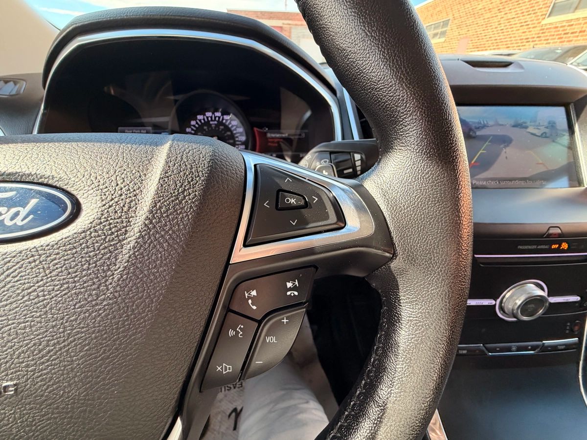 2019 Ford Edge - Image 14