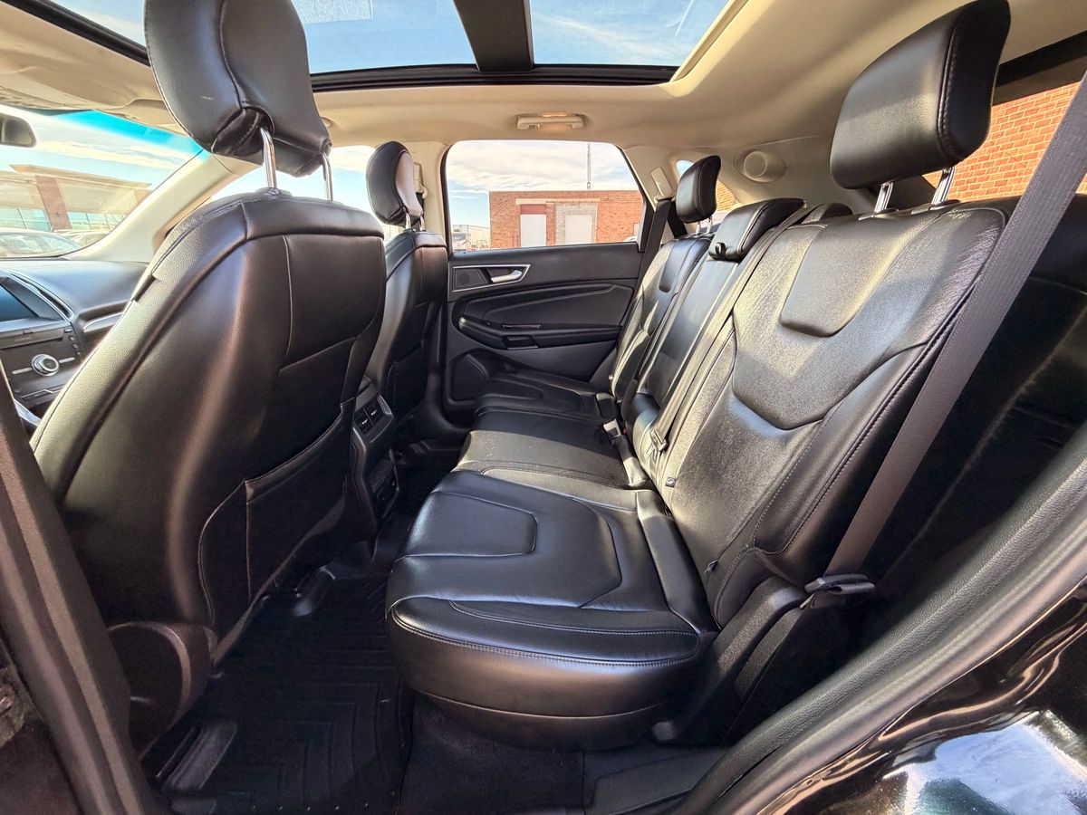 2019 Ford Edge - Image 21