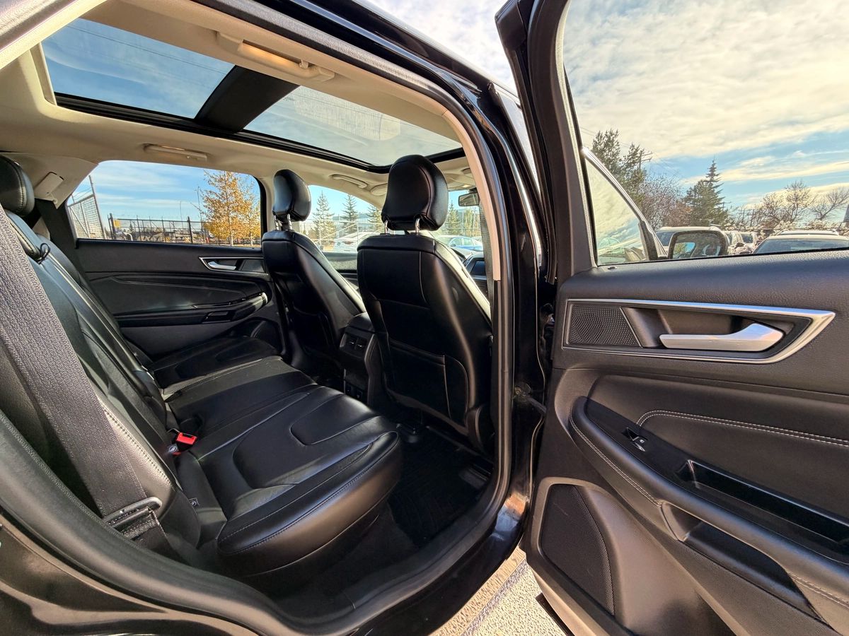 2019 Ford Edge - Image 27