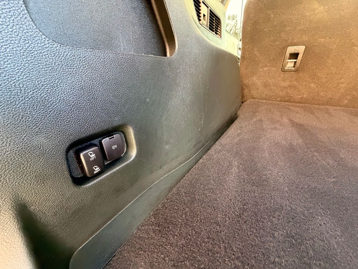 2019 Ford Edge - Image 25