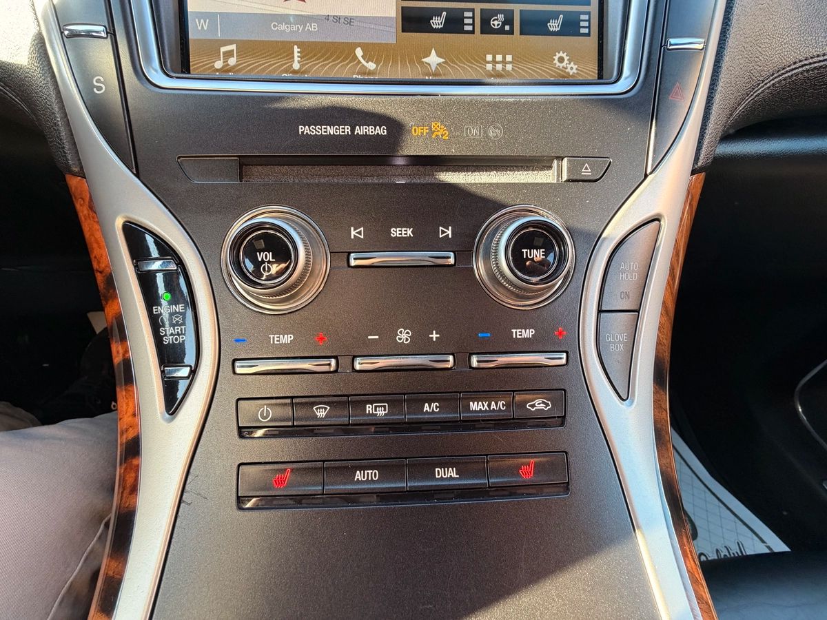 2017 Lincoln MKX - Image 13