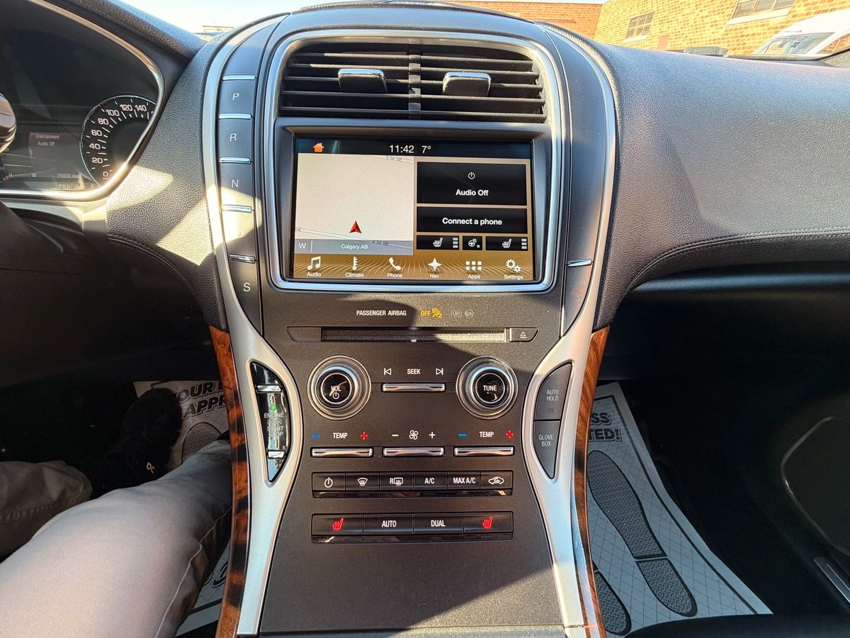 2017 Lincoln MKX - Image 12