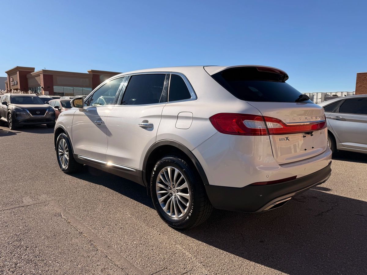 2017 Lincoln MKX - Image 8