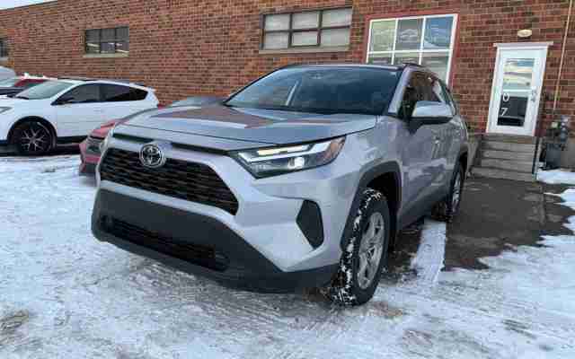 2023 Toyota RAV4 XLE - Request more images