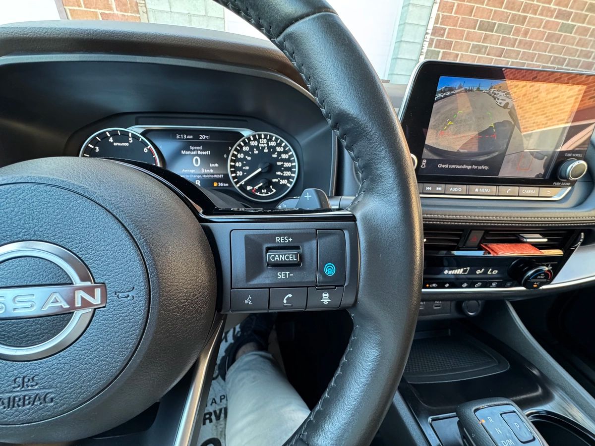 2022 Nissan Rogue - Image 25