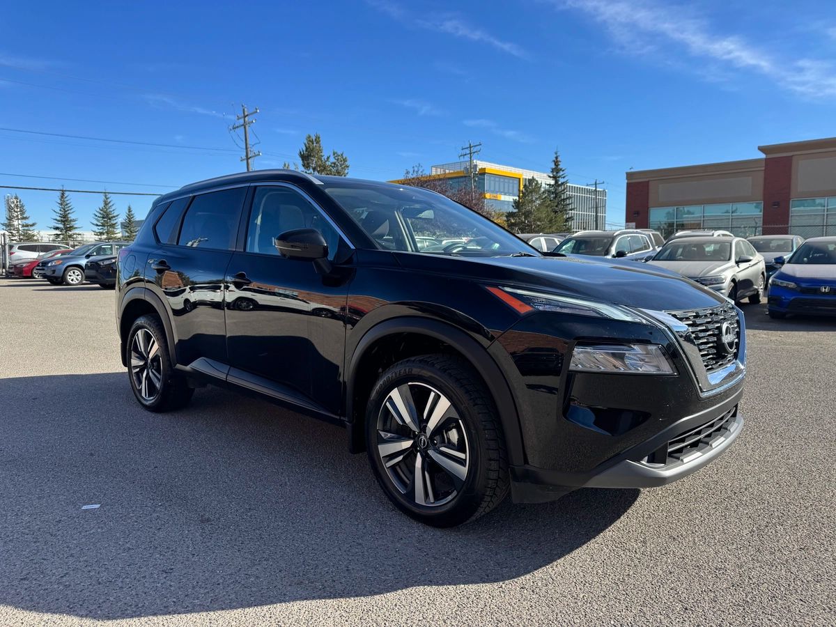 2022 Nissan Rogue - Image 3