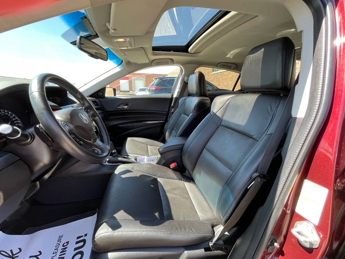2015 Acura ILX - Image 15