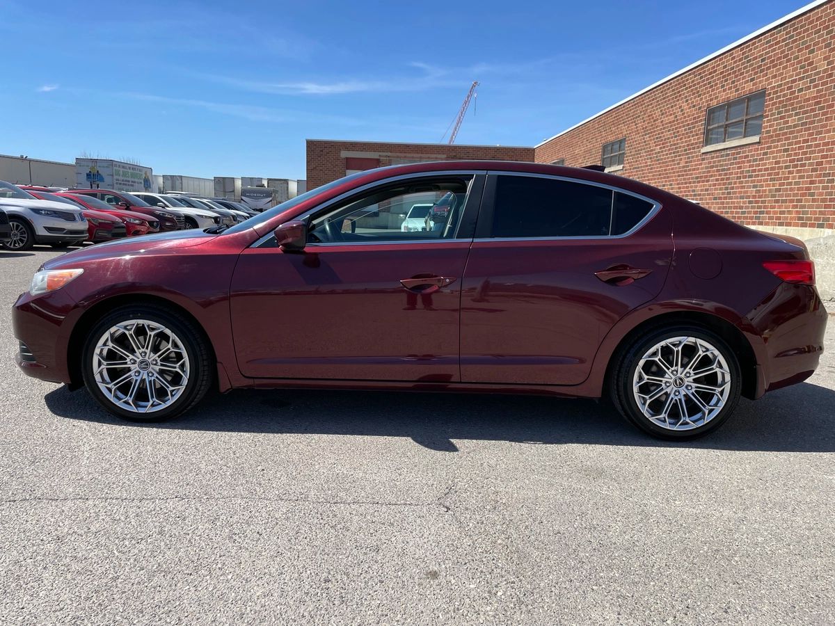 2015 Acura ILX - Image 9