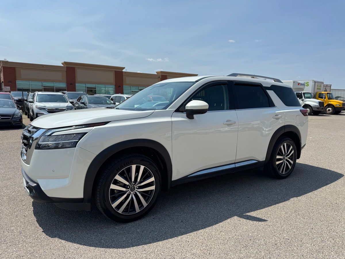 2022 Nissan Pathfinder - Image 9
