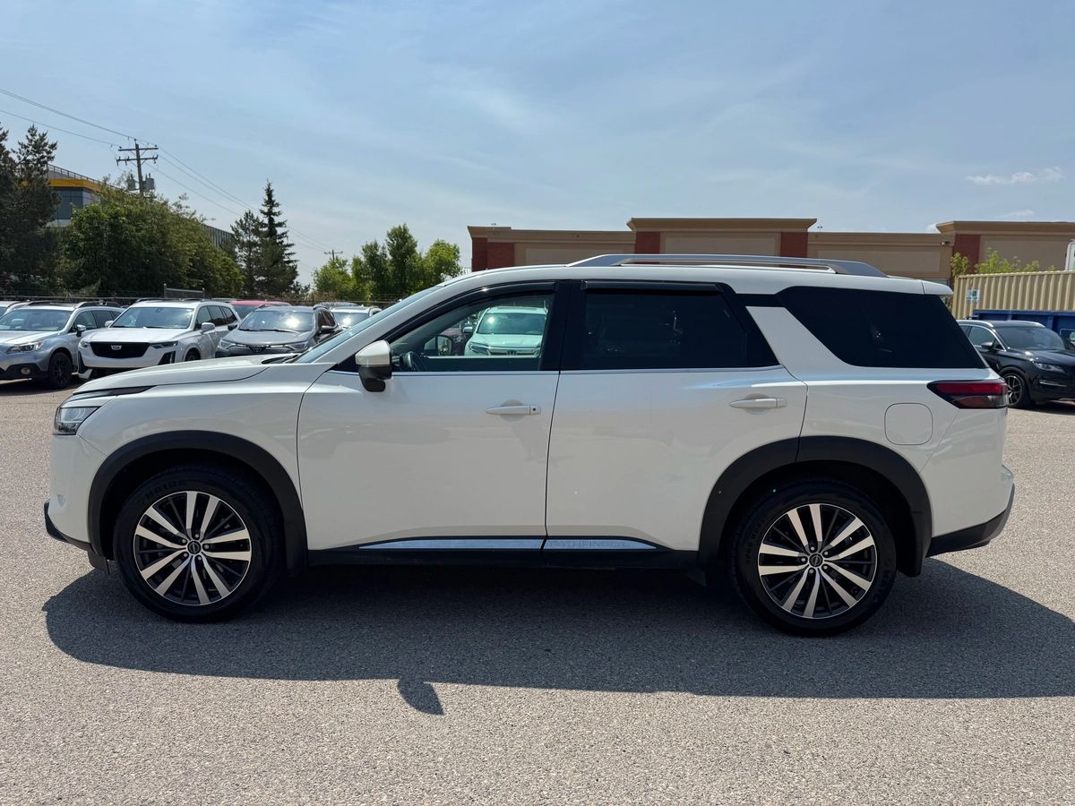 2022 Nissan Pathfinder - Image 8