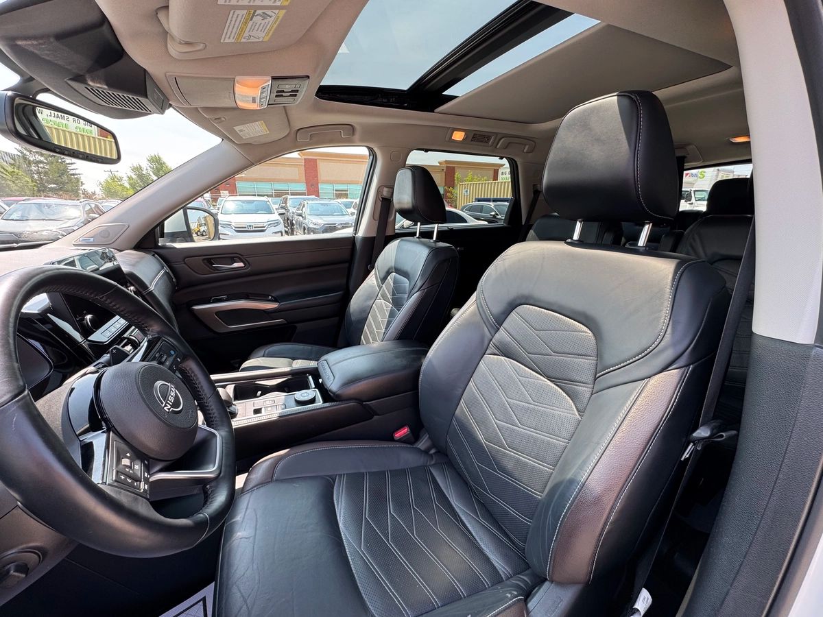 2022 Nissan Pathfinder - Image 12