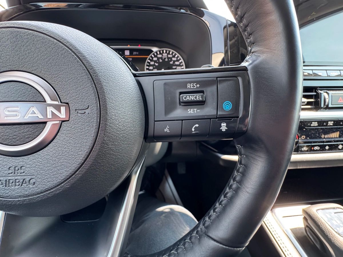 2022 Nissan Pathfinder - Image 32