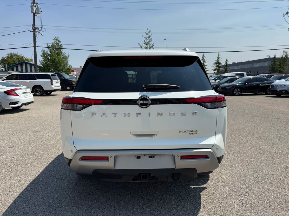 2022 Nissan Pathfinder - Image 6