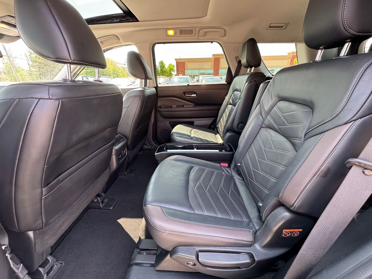 2022 Nissan Pathfinder - Image 15