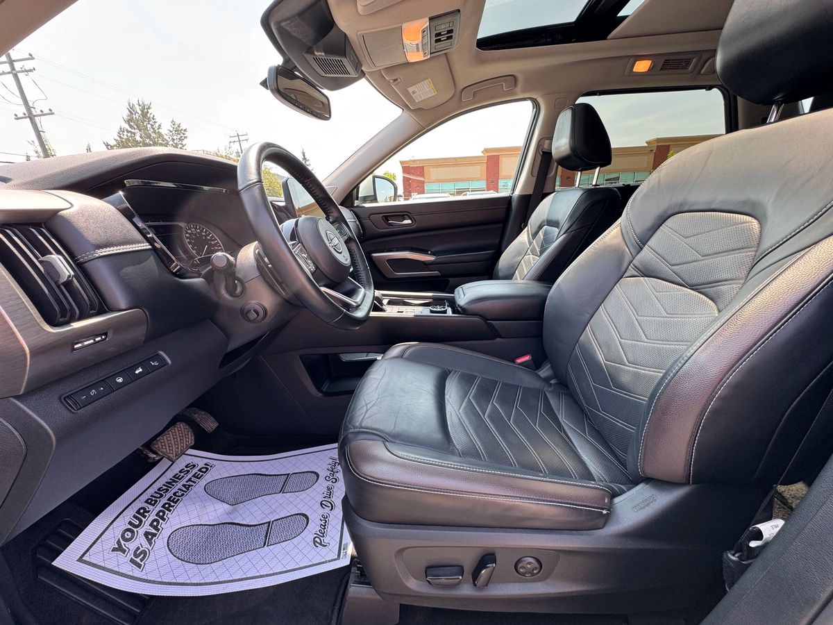 2022 Nissan Pathfinder - Image 11