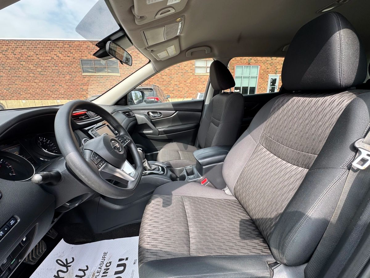 2020 Nissan Rogue - Image 12