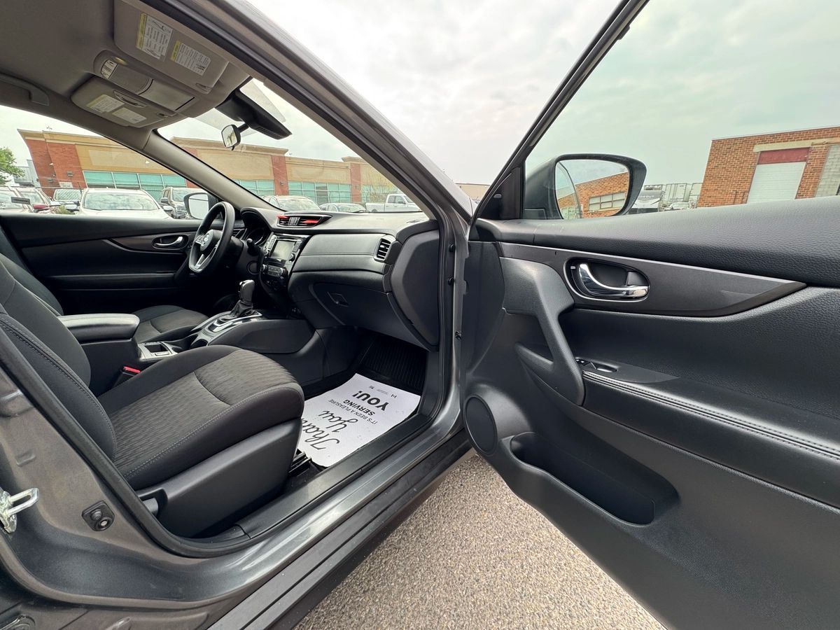 2020 Nissan Rogue - Image 23