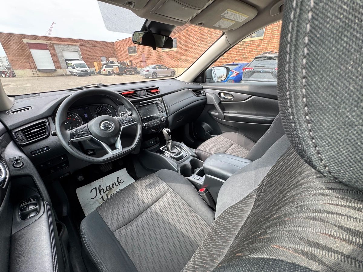 2020 Nissan Rogue - Image 16