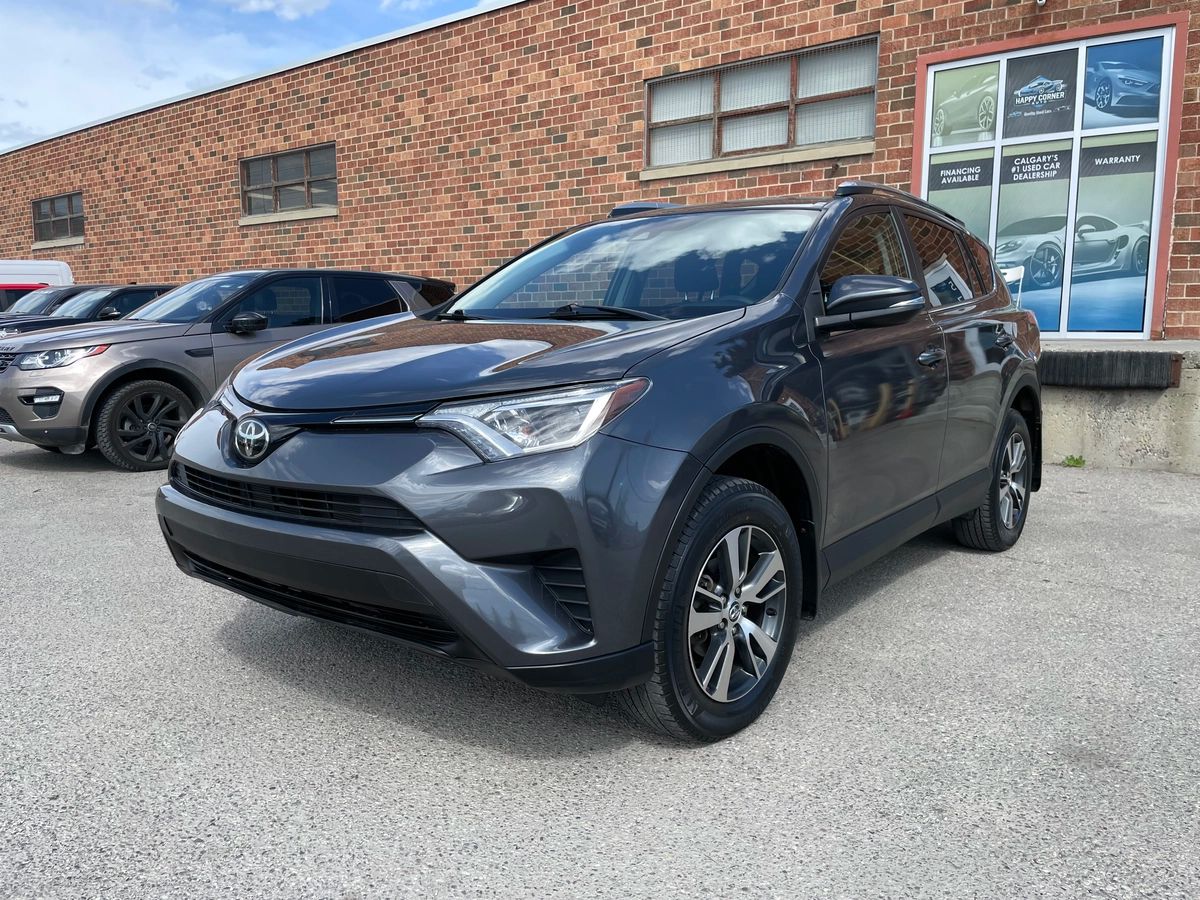 2018 Toyota RAV4 - Image 1
