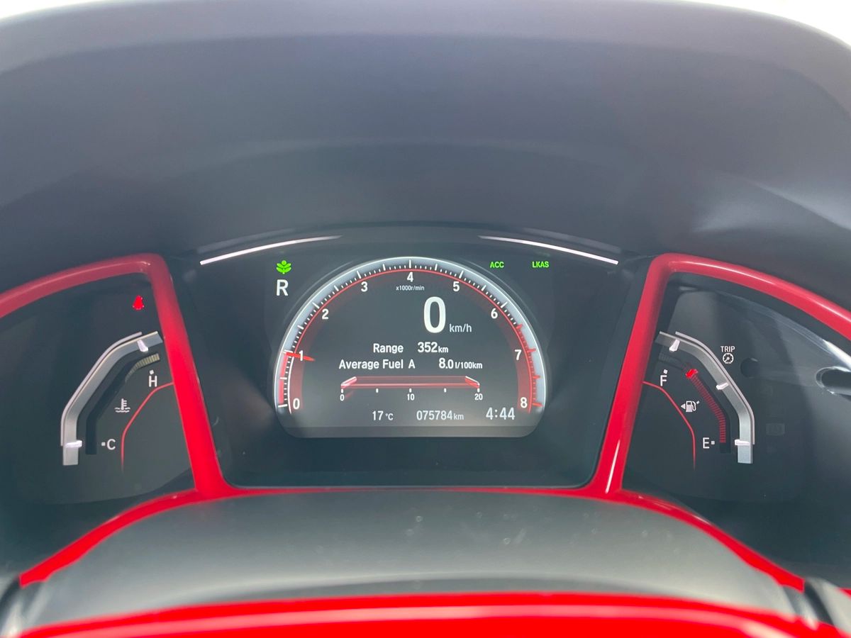 2018 Honda Civic Hatchback - Image 10