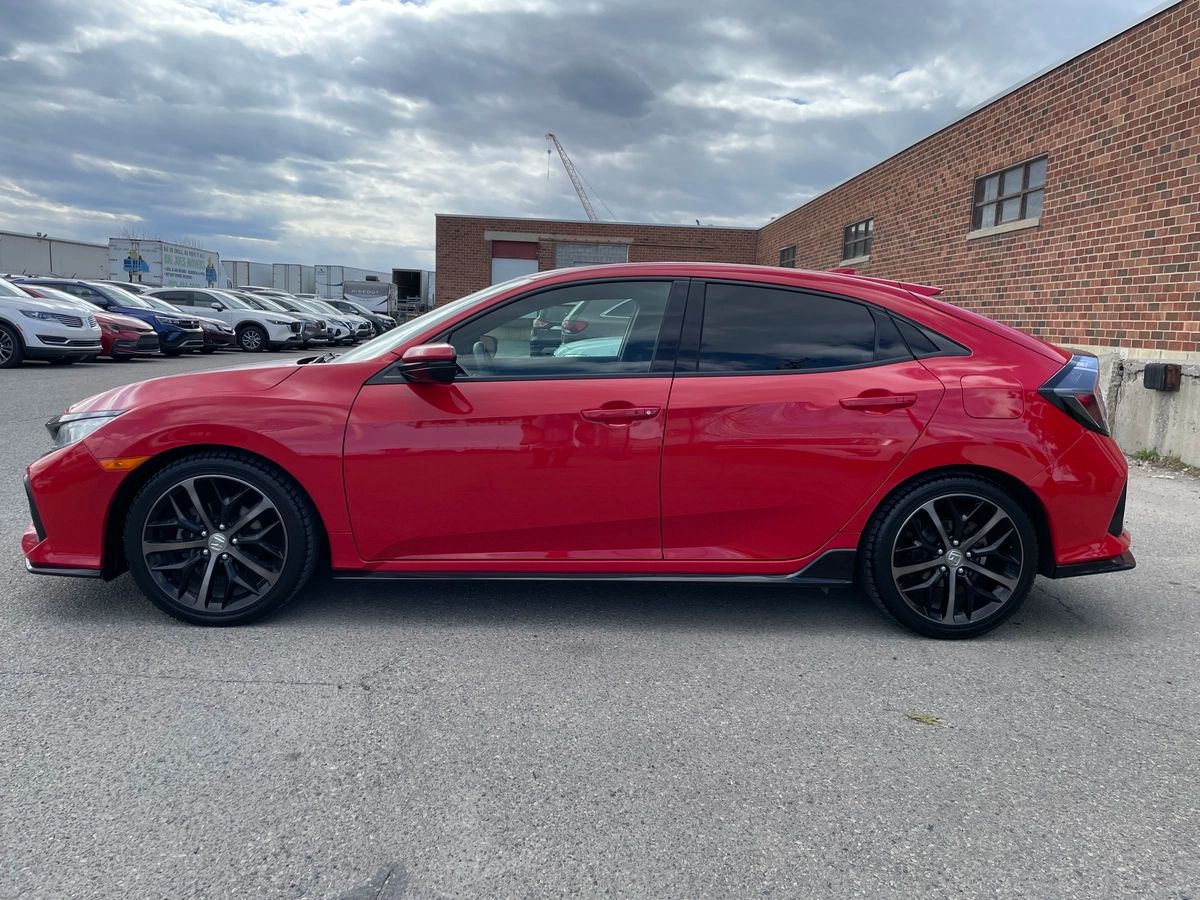 2018 Honda Civic Hatchback - Image 8