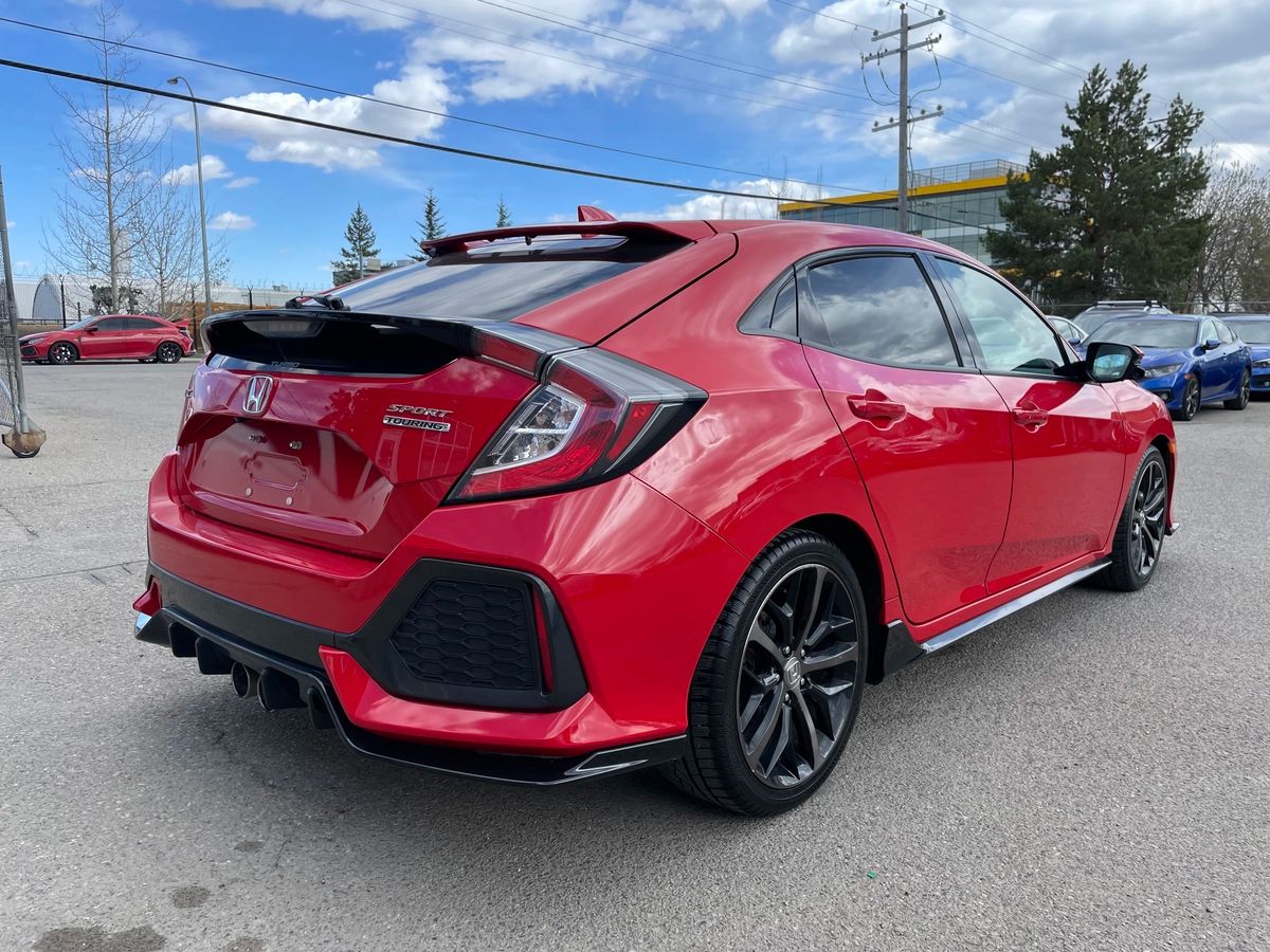 2018 Honda Civic Hatchback - Image 5