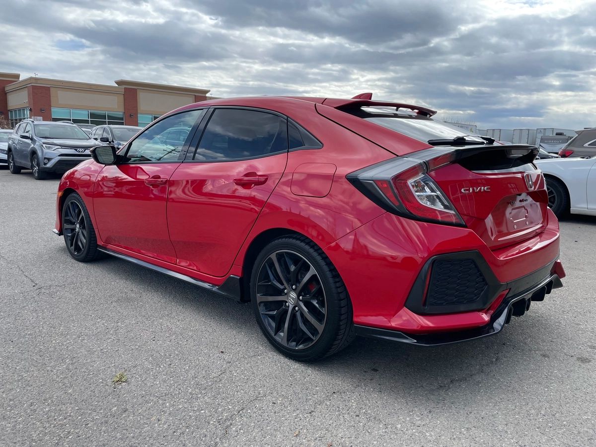2018 Honda Civic Hatchback - Image 7