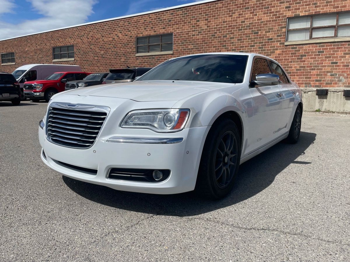 2012 Chrysler 300 - Image 8