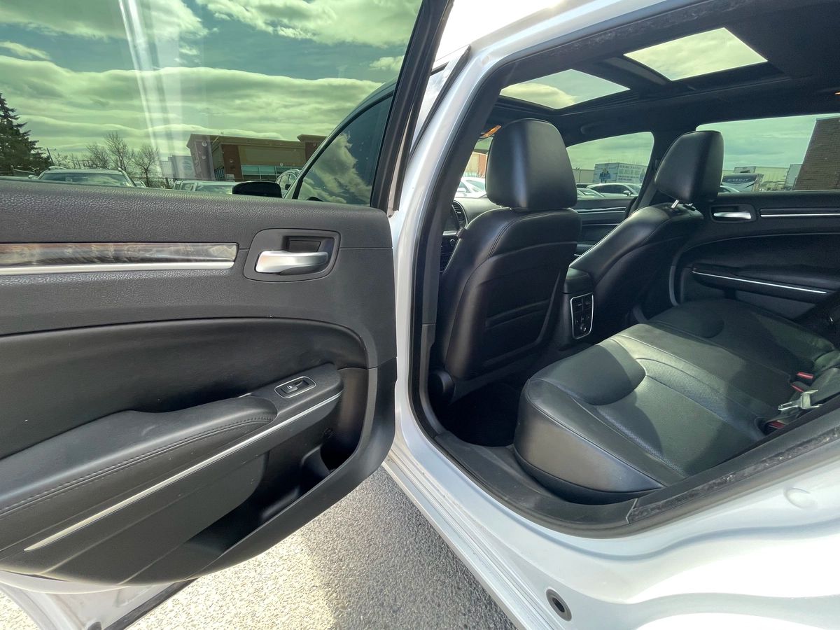 2012 Chrysler 300 - Image 20