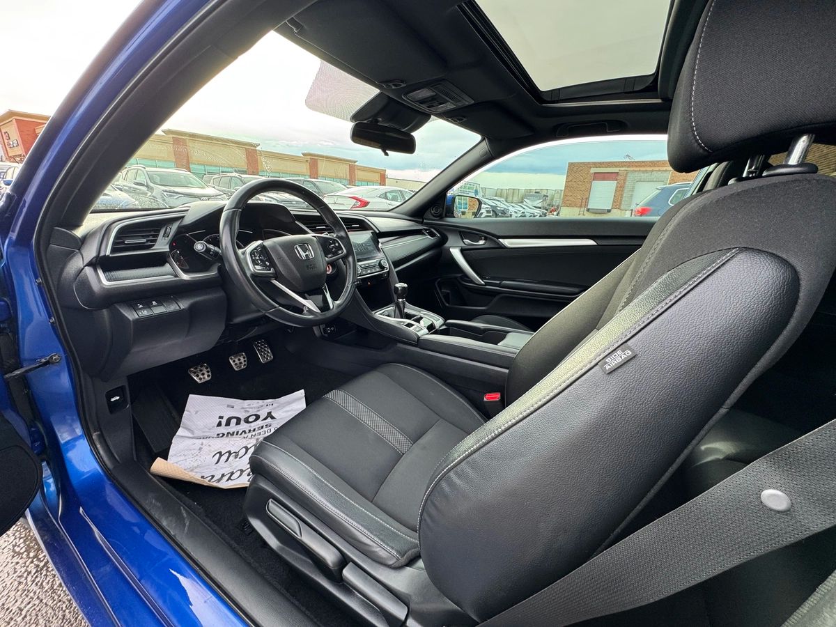 2019 Honda Civic Coupe - Image 12