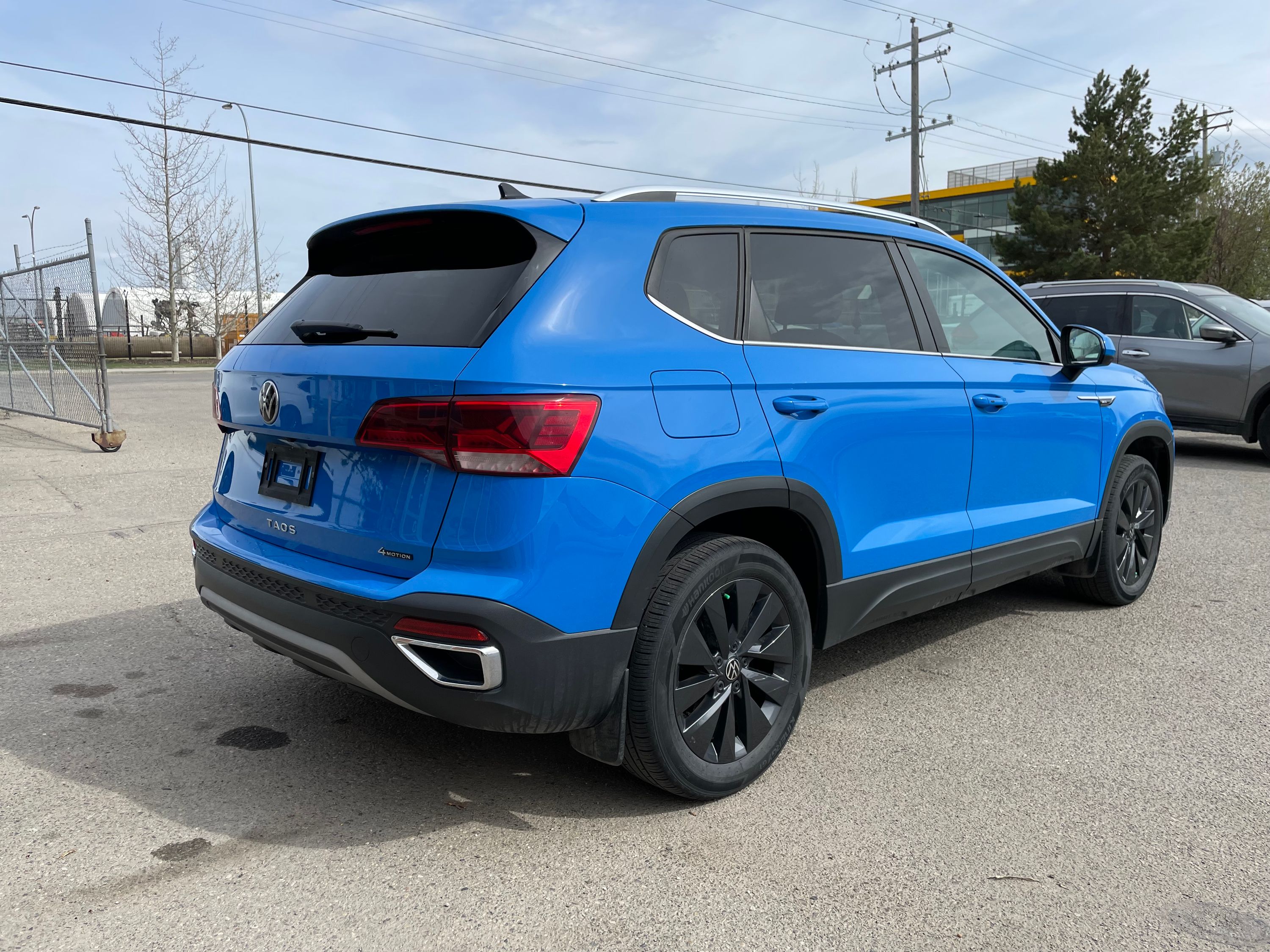2022 Volkswagen Taos - Image 5